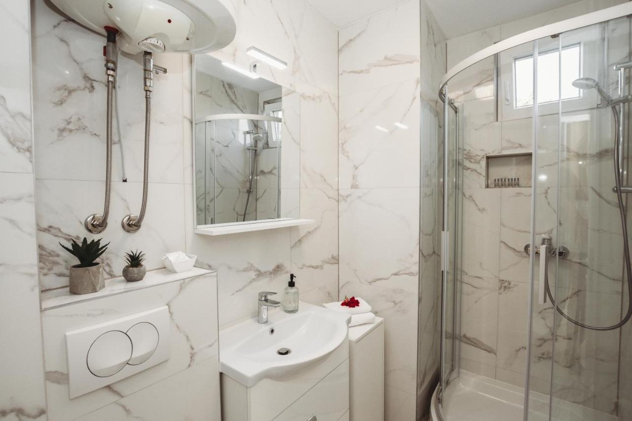 Ana Apartment Преко Екстериор снимка